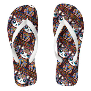 Schattigee kat met traditionele patrooncharme teenslippers