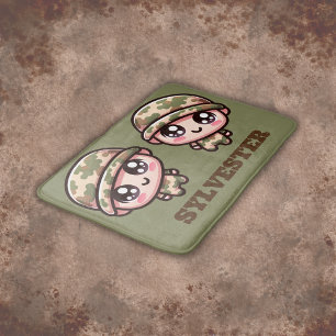 Schattigee Kawaii Army Camouflage Monogram op Groe Badmat