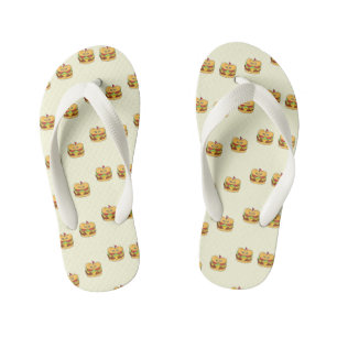 Schattigee kawaii burgers patroon op crème kinder teenslippers