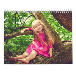 Schattigee kinderen die Natuur buitenkunstwerken v Kalender