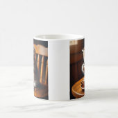 Schattigee kitten zittend op een stoel drink koffi koffiemok (Center)