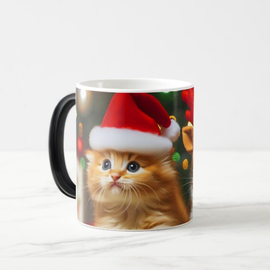 Schattigee kittens met Sinterklaas en rendieren pe Magische Mok (Voorkant links)