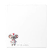 Schattigee Koala Beer Nurse gepersonaliseerd Notitieblok (Voorkant)