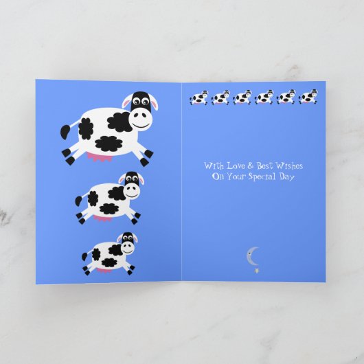 Schattigee Koe die over het Wenskaart springt Kaart (Binnen)