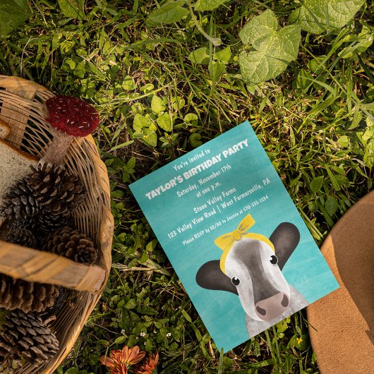 Schattigee Koe met Bow Any Age Verjaardagsfeest Kaart