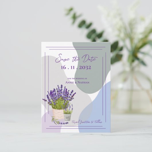 Schattigee  Lavendel Thema Bloemenbruiloft Aankondigingskaart (Staand voorkant)