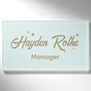 Schattigee medewerker van Retro Script Naambadge