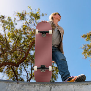 Schattigee moderne Waterverf gradiënt effen rode k Skateboard