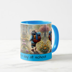 Schattigee muizenjongen op weg naar school, gewoon mok