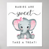 Schattigee Olifant Neem een Treat Baby Meisje Douc Poster (Voorkant)