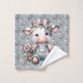 Schattigee Pastel Baby Koe in Overalls met Bloemen Bad Handdoek (Wasdoekje)