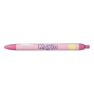 Schattigee pastel roze naam wolken school student zwarte inkt pen