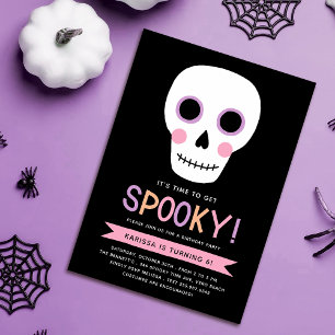 Schattigee Pastel Skull en Stars Halloween Verjaar Kaart