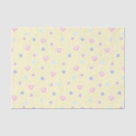 Schattigee pastelschelpen en parels in Lemon Chiff Tissuepapier