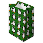 Schattigee Penguin Cartoon Custom Green Waterverf Medium Cadeauzakje (Achterkant Gekanteld)