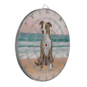 Schattigee Pitbull Dog Zittend op het strand met z Dartbord (Voorkant Links)