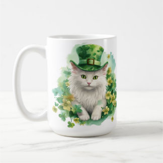 SCHATTIGEE PLUIZIGE KAT GEKLEED VOOR ST PATRICKS D KOFFIEMOK