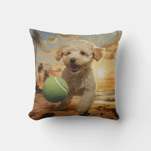 🐕 Schattigee poedel puppy met tennisballen op het Kussen