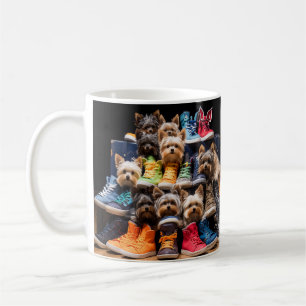 Schattigee Puppies en schoenen Koffiemok