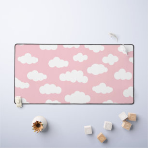 Schattigee roze en witte pastelwolken bureaumat