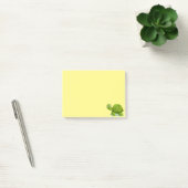 Schattigee schildpad op geel post-it® notes (Kantoor)