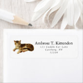 Schattigee  Sleepy Nap Bruin en Witte Tabby Kat Etiket (Insitu)