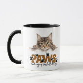 Schattigee Tabby Stripe Kitten Paws en Geniet Mok (Links)