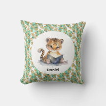 Schattigee tijger die een boek leest