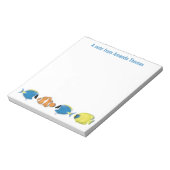 Schattigee tropische vis gepersonaliseerd notitieblok (Gedraaid)