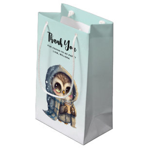 Schattigee Uil Holding een Koffiefeest Dank u Klein Cadeauzakje