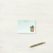 Schattigee Uil in een Groene Top Hoed Post-it® Notes (Op bureau)