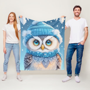 Schattigee uil met een blauw pet fleece deken