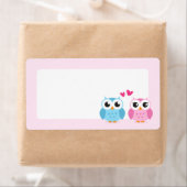 Schattigee uil paar met roze liefdesharten etiket (Insitu)