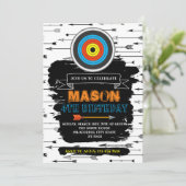 Schattigee verjaardagsuitnodiging voor boogschiete kaart (Staand voorkant)