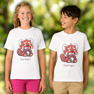 Schattigee verlegen rode panda gepersonaliseerde K T-shirt