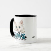 Schattigee witte kitten Paws en genieten Mok (Voorkant links)