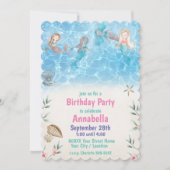 Schattigee zeemeerminnen zwemmen op het strand kaart (Voorkant)