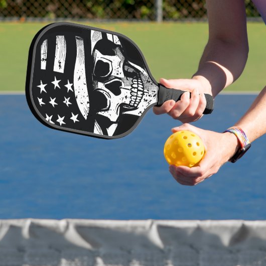 Schedel Draag USA Pet Zwart & Wit Pickleball Paddle (Insitu)