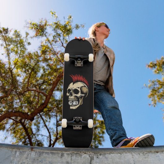 Schedel met Mohawk Punk Rock Skateboard (Buiten 1)