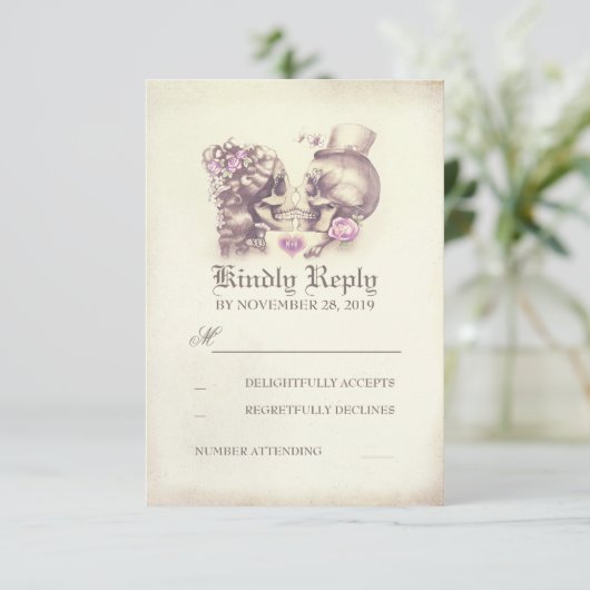 Schedel Paar Dode Dag Bruiloft RSVP Kaarten (Staand voorkant)