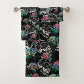 Schedels en Ombre Rozen | Gotische Glam Pastel Gru Bad Handdoek (Insitu)