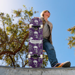 Schedels En Rozen Paarse Gotische Naam Skateboard