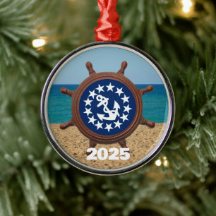 Scheepswiel, Jachtvlag, Zand, Zee, Hemel Metalen Ornament