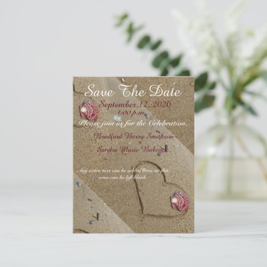 Schelpen en Hart in het zand Save the Date nodig (Staand voorkant)