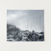 Scherpe randen van bergen en zachte wolken wandkleed (Voorkant (horizontaal))