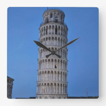 Scheve Toren bij Schemering