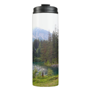 Schilderachtig Alpen Forrest en Lake Photo Thermosbeker
