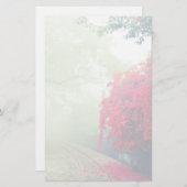 Schilderachtig foto van Misty Railroad Tracks Briefpapier (Voorkant / Achterkant)