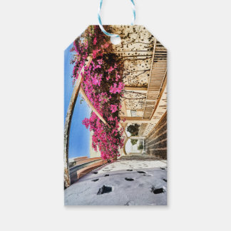 Schilderachtig steegje in Santorini, Griekenland Cadeaulabel