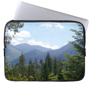 Schilderachtig Uitzicht Montana Forest en Mountain Laptop Sleeve
